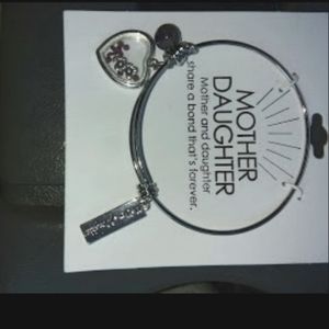 NWTS MOTHER/DAUGHTER NECKLACE